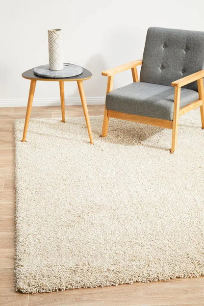 Lara Cream shaggy Rug Unitex