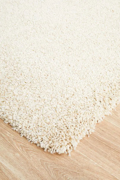 Lara Cream shaggy Rug Unitex