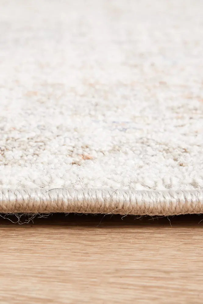 Milan Lorissa Silver Runner Rug RUG CULTURE