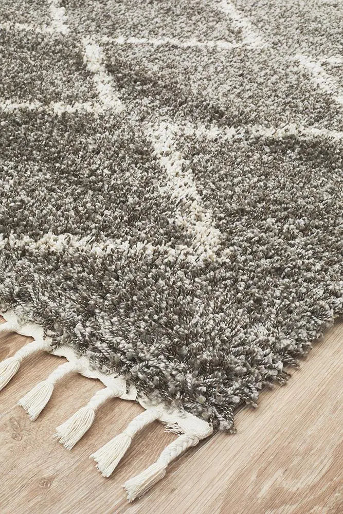 Sila 11 Grey Shaggy Rug Unitex