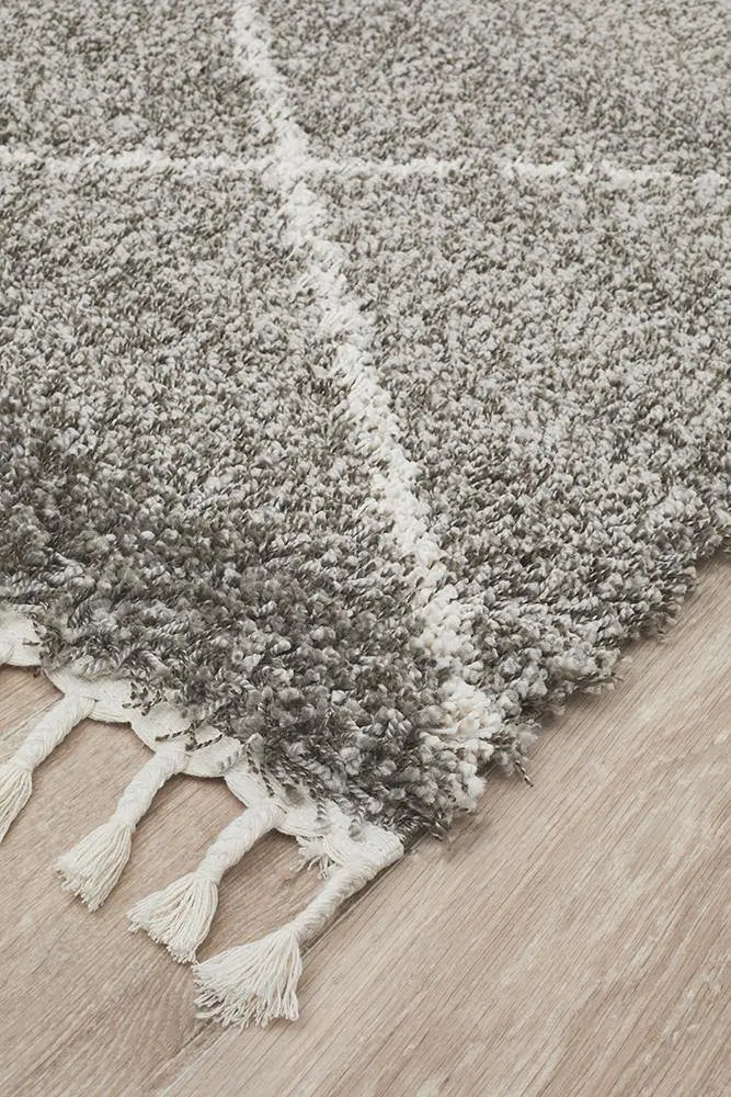 Sila 22 Grey Shaggy Rug Unitex