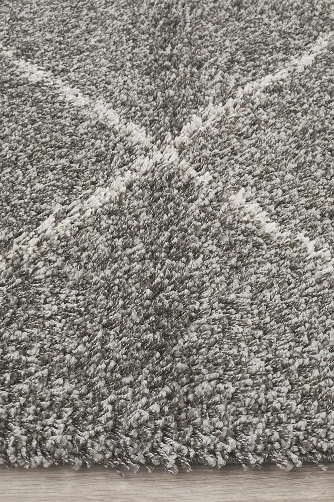 Sila 22 Grey Shaggy Rug Unitex