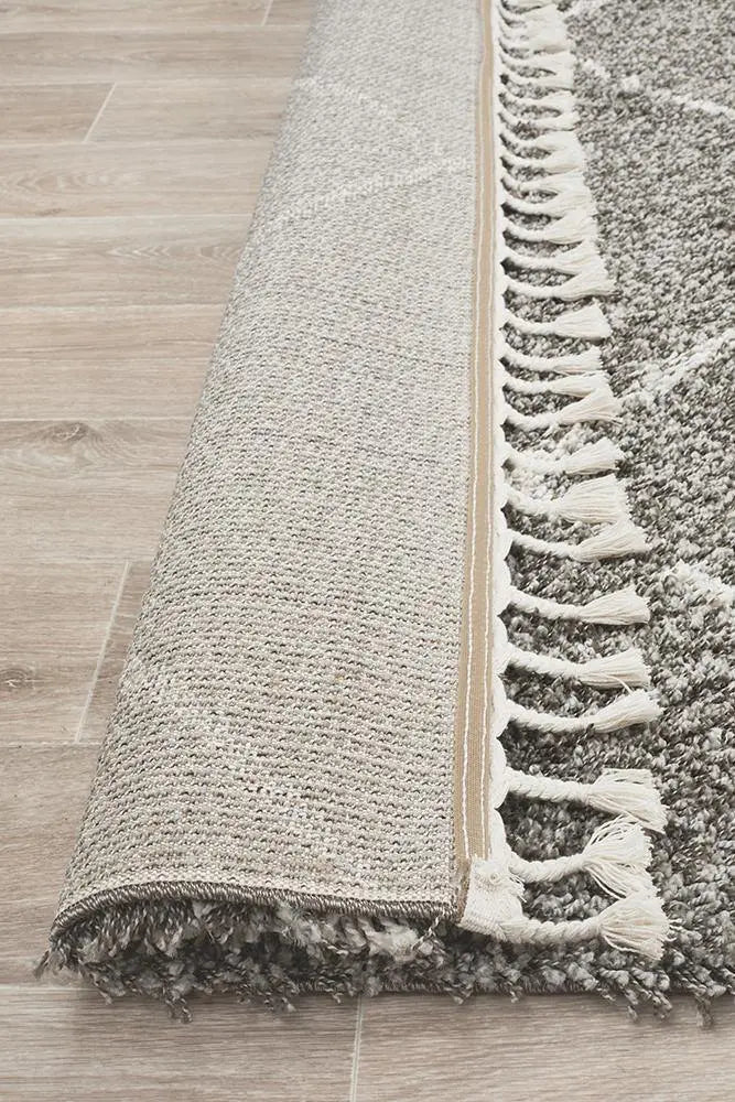 Sila 22 Grey Shaggy Rug Unitex