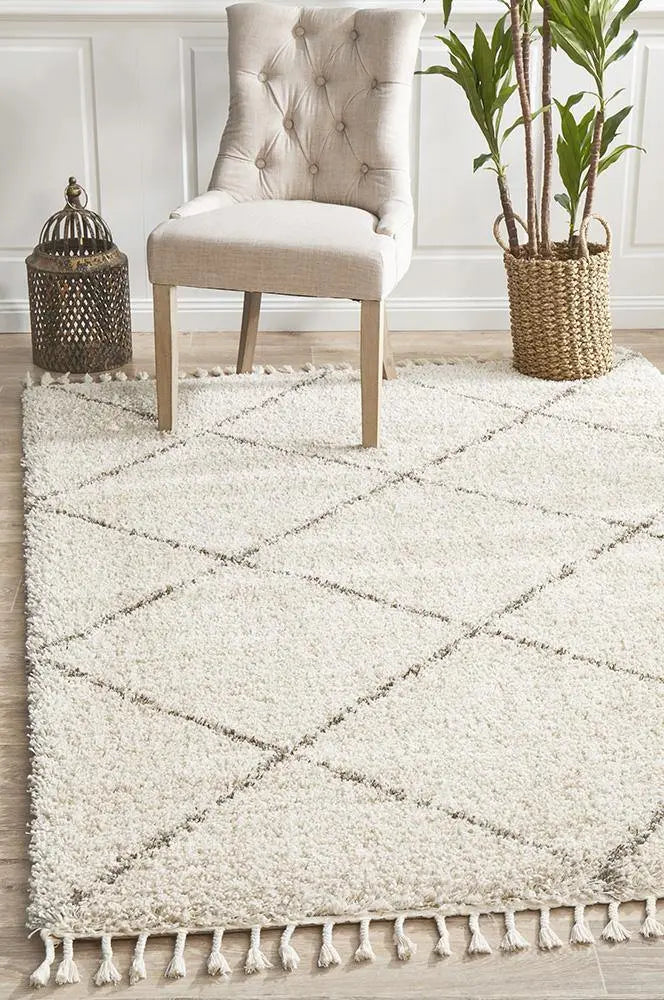 Sila 22 Natural Shaggy Rug Unitex