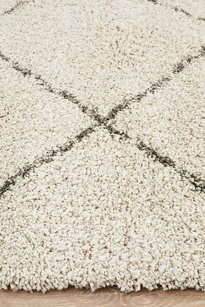 Sila 22 Natural Shaggy Rug Unitex