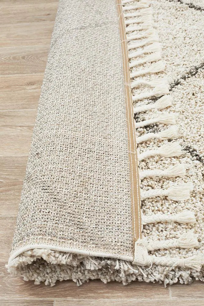 Sila 22 Natural Shaggy Rug Unitex