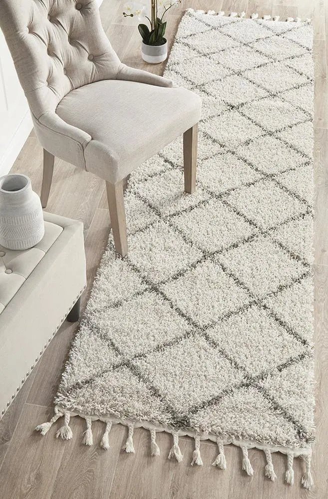 Sila 22 Natural Shaggy Rug Unitex