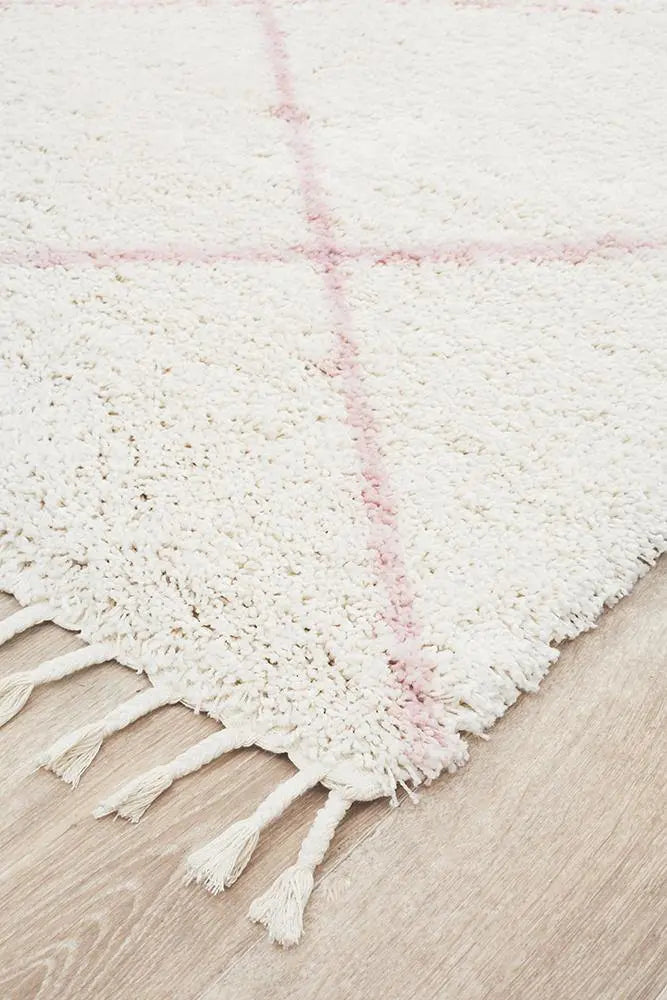 Sila 22 Pink Shaggy Rug Unitex