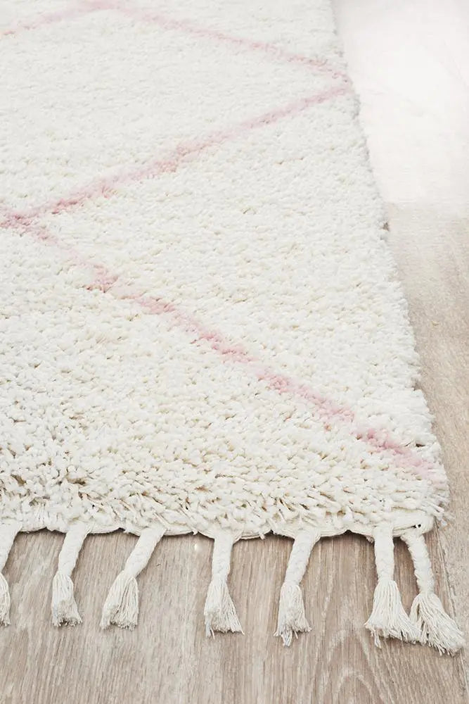 Sila 22 Pink Shaggy Rug Unitex