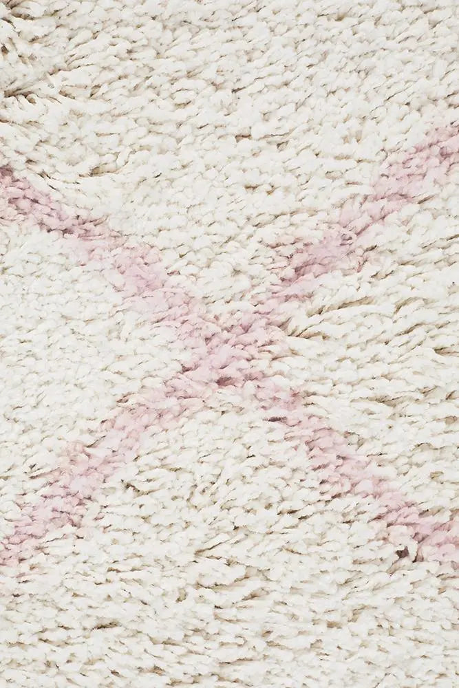Sila 22 Pink Shaggy Rug Unitex