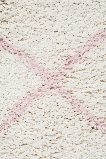 Sila 22 Pink Shaggy Rug Unitex