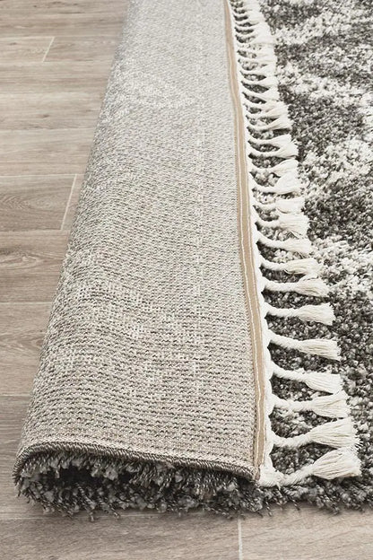 Sila 33 Grey Shaggy Rug Unitex