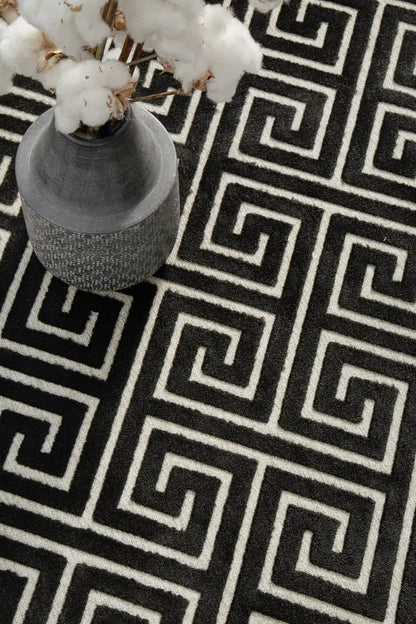 Yakamoz Alice Black & Gold Rug RUG CULTURE