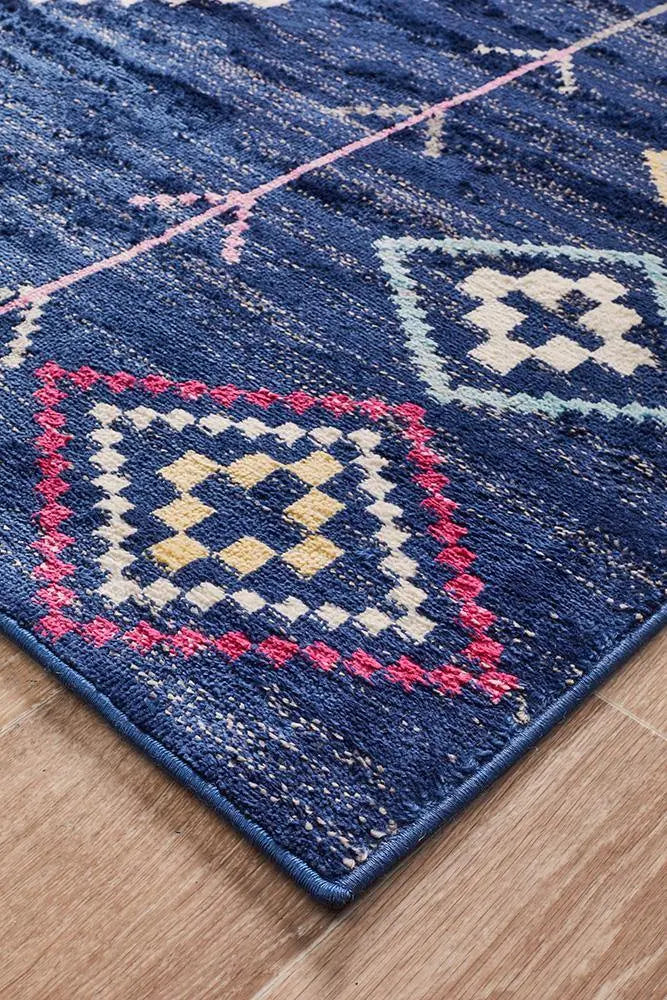 Zara 760 Navy Rug Unitex