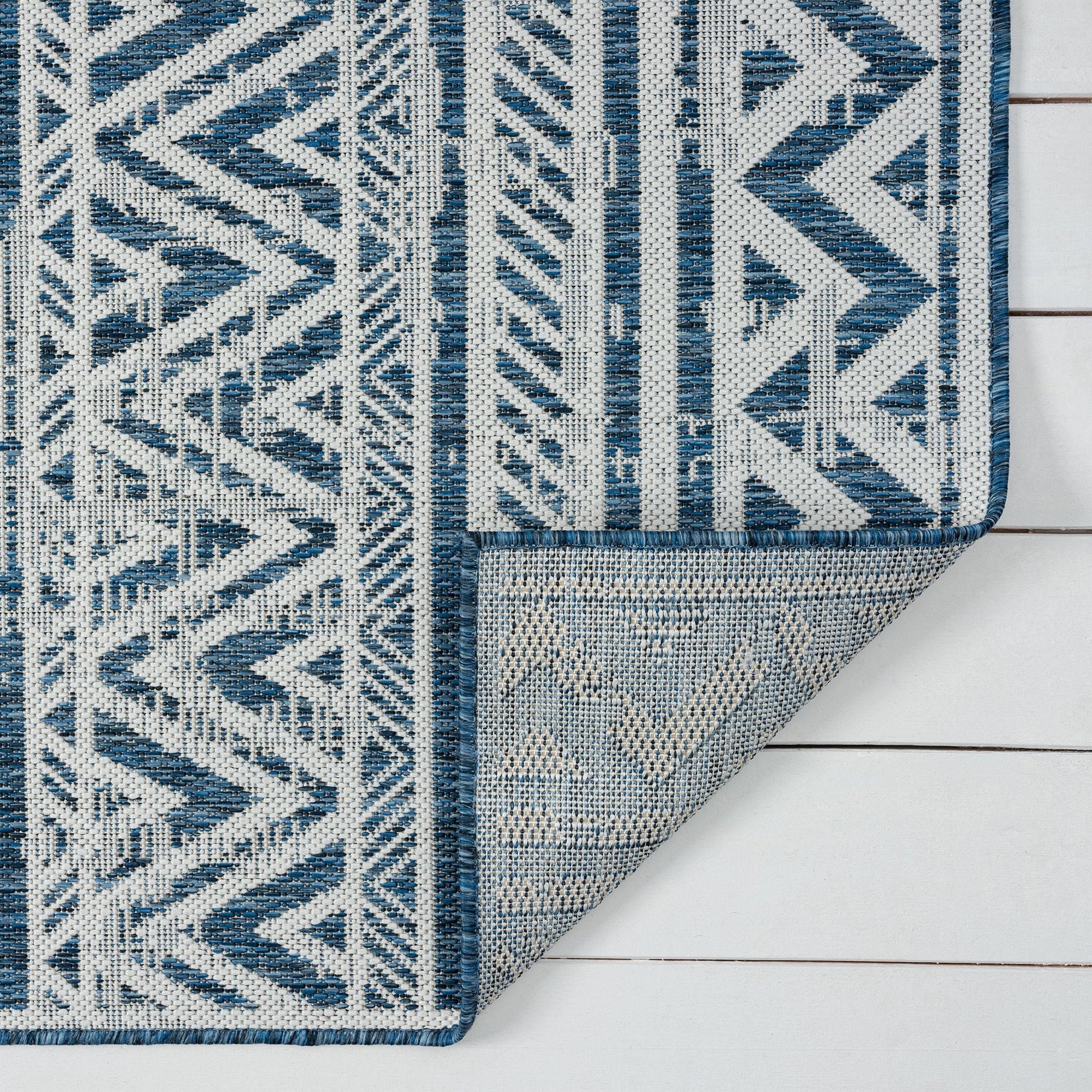 Patio 453 Frost Saray Rugs