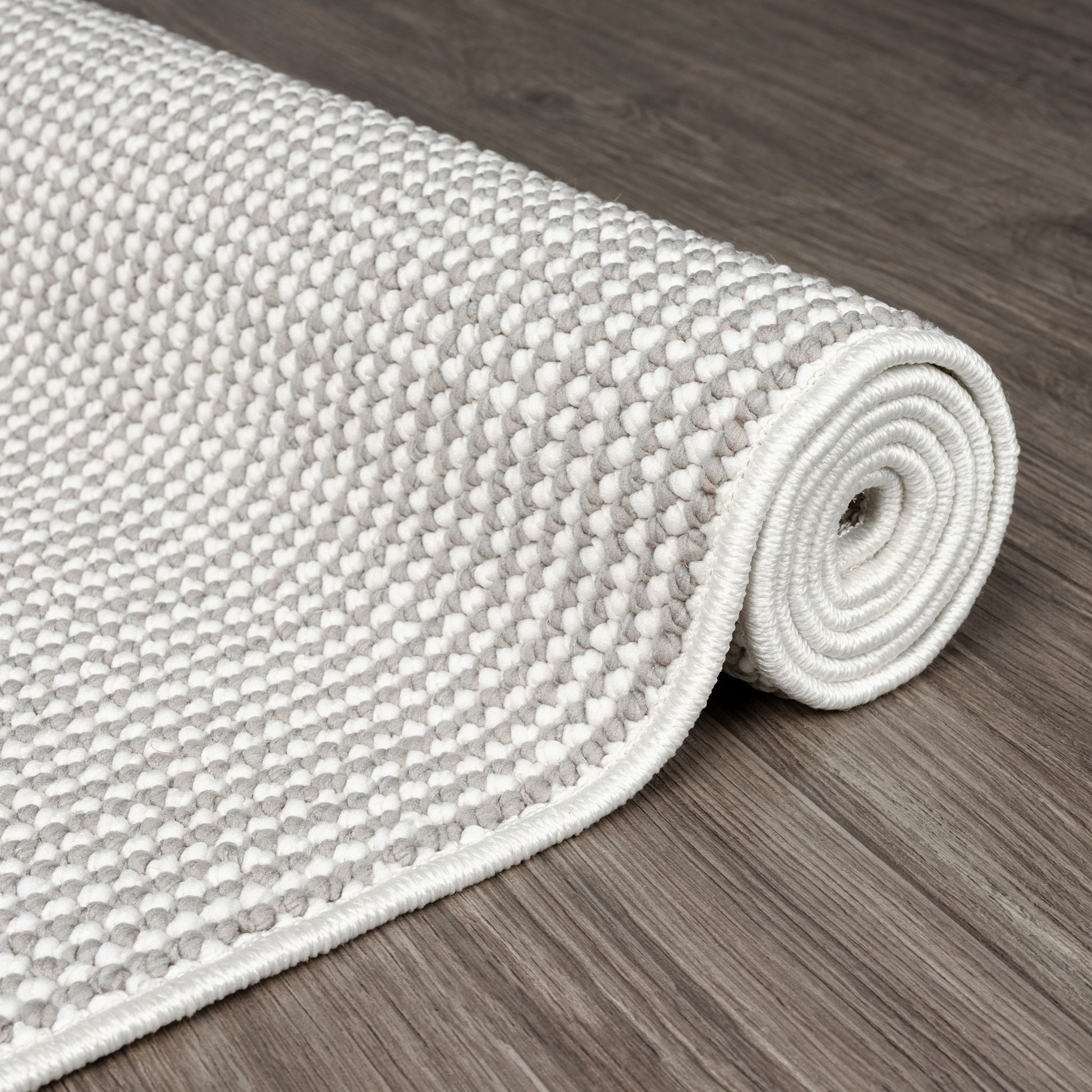 Solace 195 Cloud Runner Saray Rugs