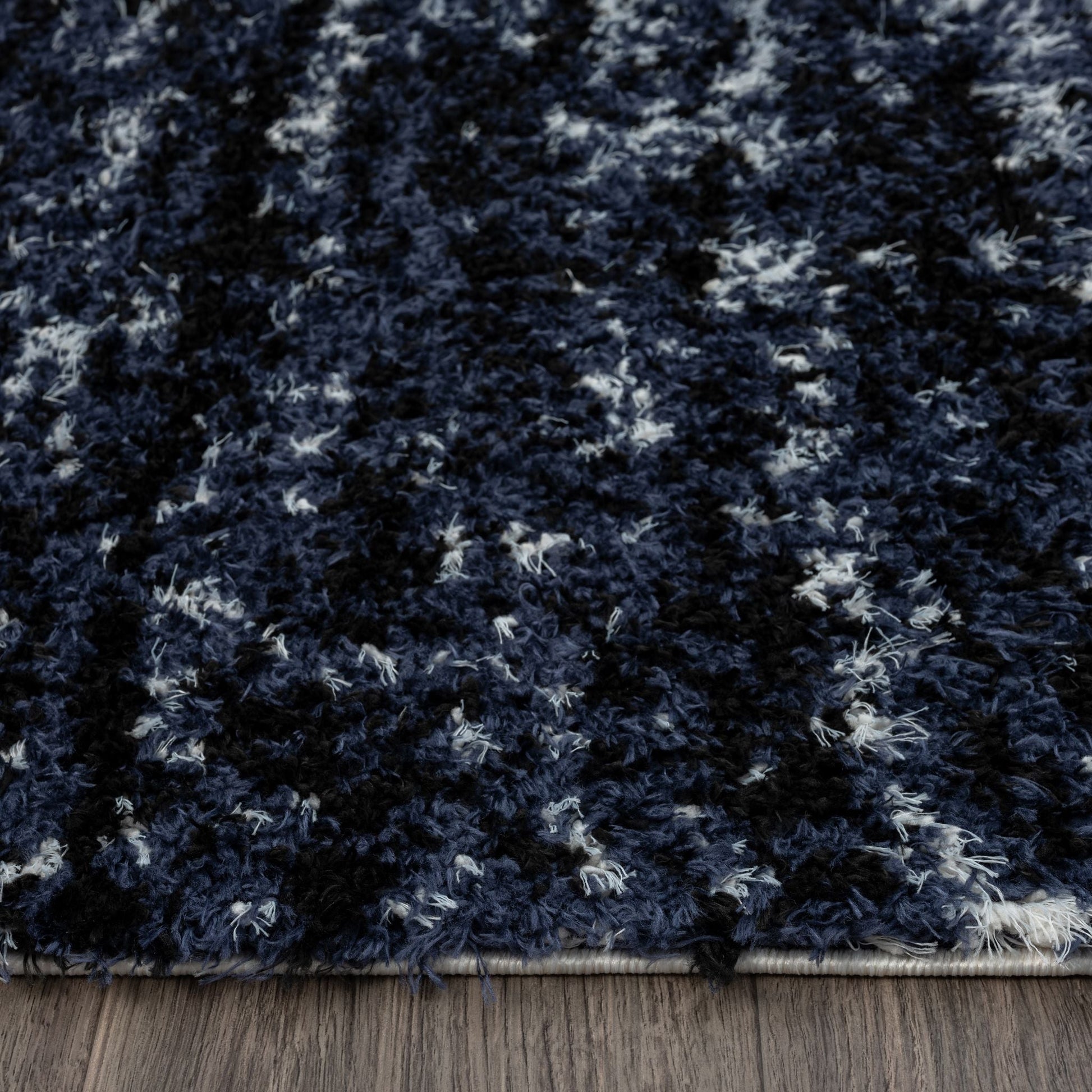 Plushy 386 Lava Runner Saray Rugs